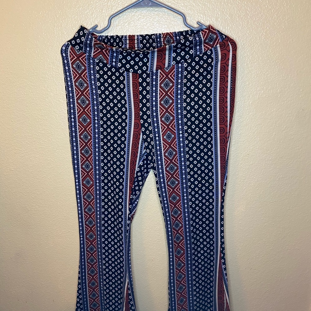 Stretchy flared pants